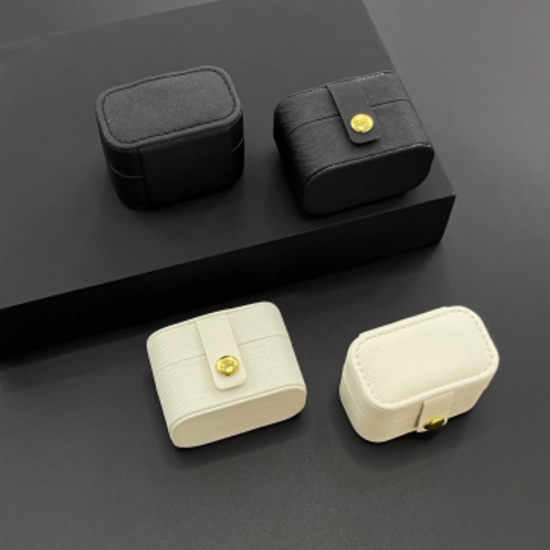 Tragbare Schmuckbox aus Leder  – Travel Accessories Display Bewertung und Preis